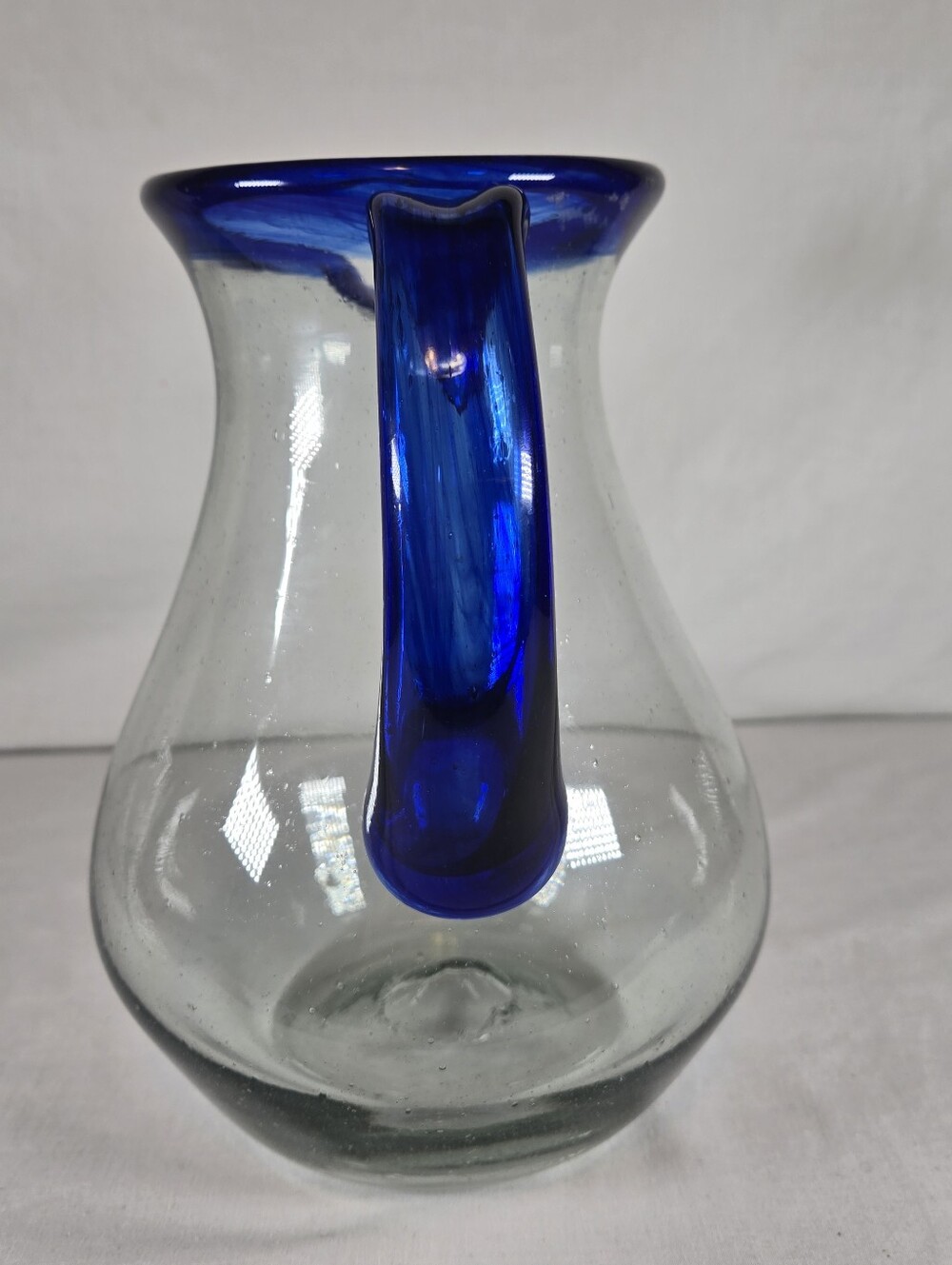 Vintage Hand Blown Mexican Bubble Glass Pitcher Cobalt Blue Rim And Handle 9" - Picture 4 of 5